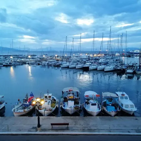 Port Apt 1-διαμερισμα στο λιμανι της αιγινας 1 *